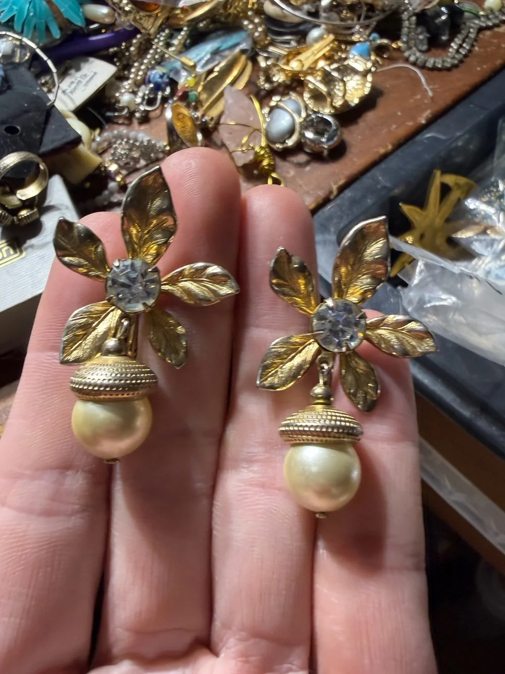 Vintage Gold Tone Crystal Floral Pearl Drop Earrings